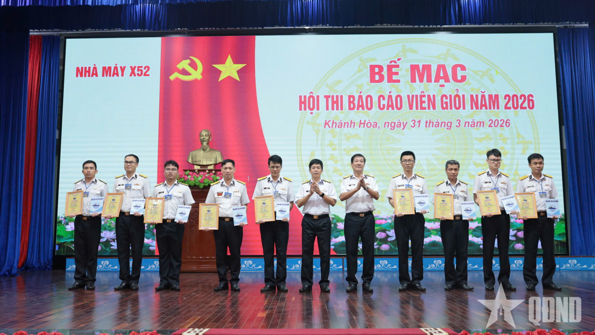 Nhà máy X52 thi báo cáo viên giỏi